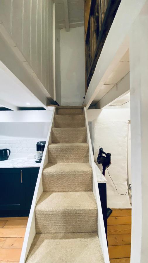 Spindrift Is A Beautiful Newly Refurbished Three Bedroom Private Family House Located On The Old Harbour And The Coastal Path In The Heart Of Beautiful Polperro Dış mekan fotoğraf